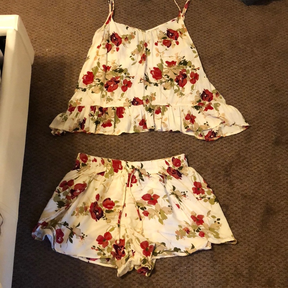 2 piece floral set